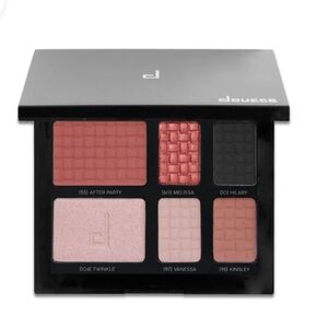 Doucce On‎ The Go Palette. 4 Eyeshadows, 1 Highlighter & 1 Blush (Sealed)